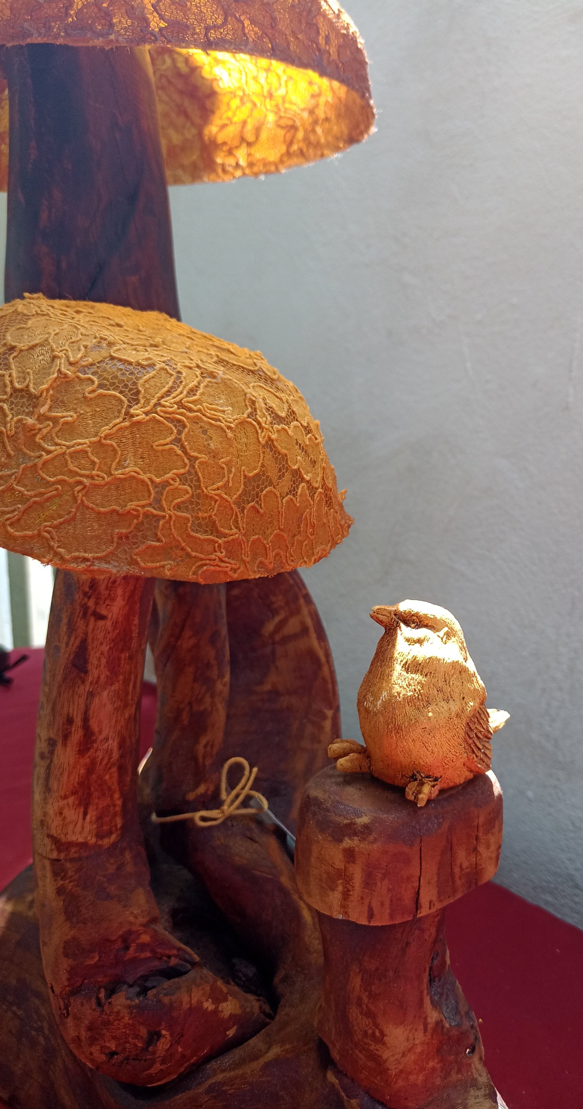 Driftwood Office Lamp - Mushrooms Style - Bird details - kmnk deco